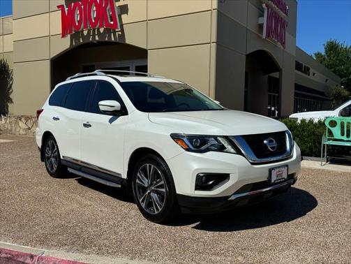 2018 Nissan Pathfinder Platinum