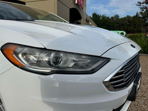 Oxford White 2018 Ford Fusion Hybrid S