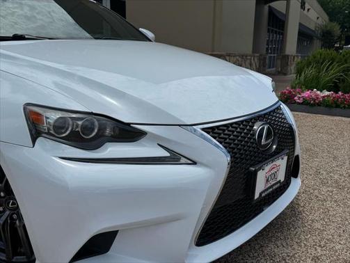 2015 Lexus IS 250 Crafted Line