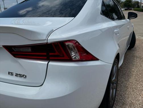 2015 Lexus IS 250 Crafted Line
