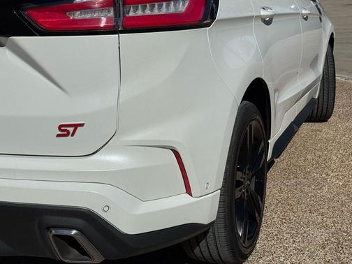 2024 Ford Edge ST