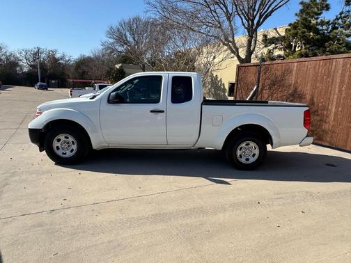 2017 Nissan Frontier S