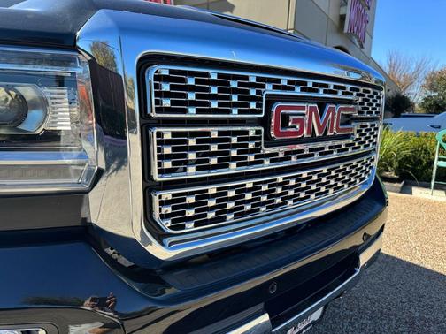 2019 GMC Sierra 2500 Denali