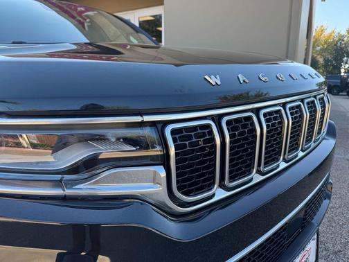 2022 Jeep Wagoneer Series III 4x4