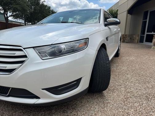 2014 Ford Taurus Limited