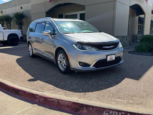 Billet Silver Metallic Clearcoat 2020 Chrysler Pacifica Limited