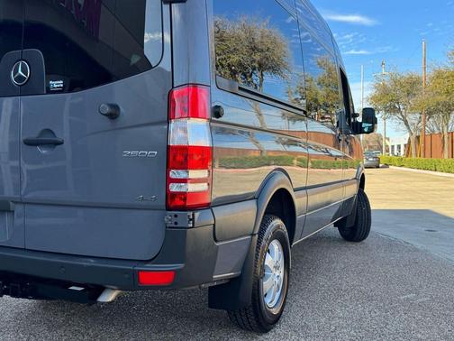 2017 Mercedes-Benz Sprinter 2500 Standard Roof