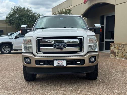 White 2012 Ford F-250 Lariat