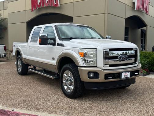 White 2012 Ford F-250 Lariat