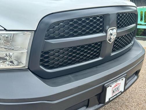 Bright White Clearcoat 2016 RAM 1500 Tradesman