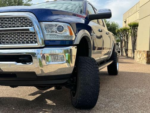 Blue Streak Pearlcoat 2016 RAM 2500 Laramie