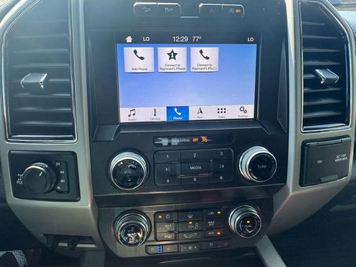 Oxford White 2019 Ford F-150 Lariat