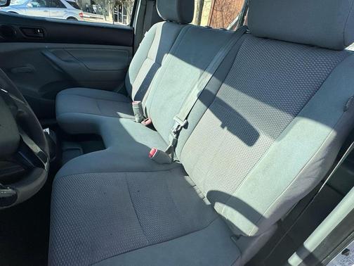 2013 Toyota Tacoma Base