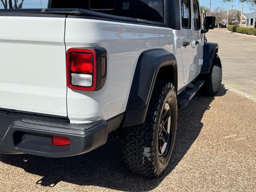 2023 Jeep Gladiator Sport S