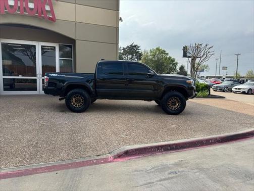 2021 Toyota Tacoma TRD Sport