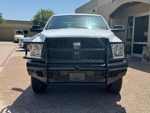 2018 RAM 3500 Tradesman Crew Cab 4x4 8' Box