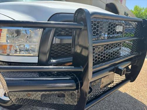 2018 RAM 3500 Tradesman Crew Cab 4x4 8' Box