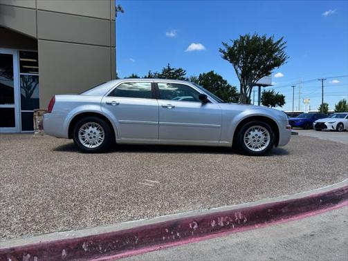 2006 Chrysler 300 Base