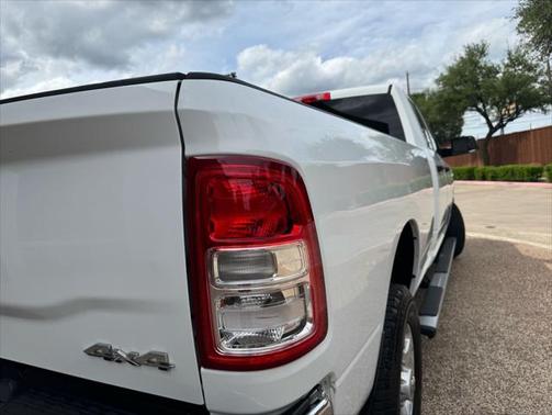 2020 RAM 2500 Tradesman Crew Cab 4X4 8' Box