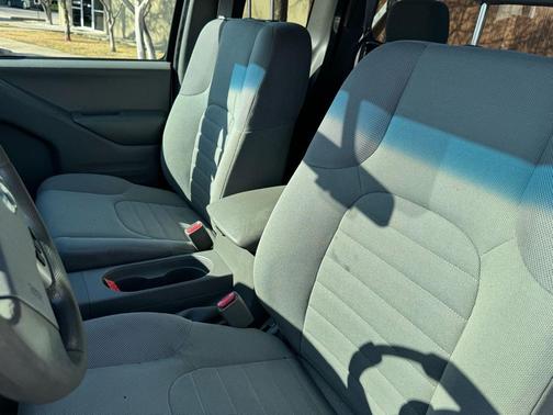 2017 Nissan Frontier S