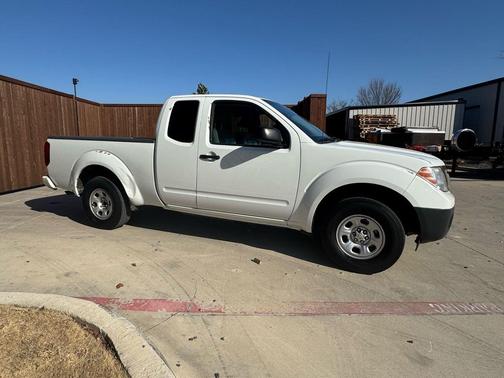 2017 Nissan Frontier S