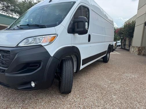 Bright White Clearcoat 2025 RAM ProMaster 3500 High Roof