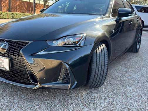 2019 Lexus IS 300 Base