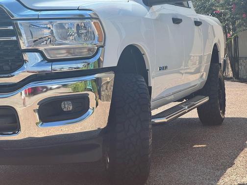 2024 RAM 2500 Big Horn Crew Cab 4x4 6'4'' Box