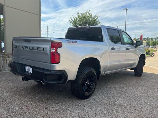 Silver Ice Metallic 2020 Chevrolet Silverado 1500 LT Trail Boss