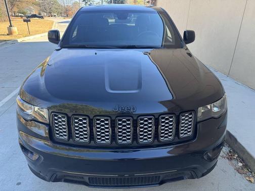 2021 Jeep Grand Cherokee Laredo