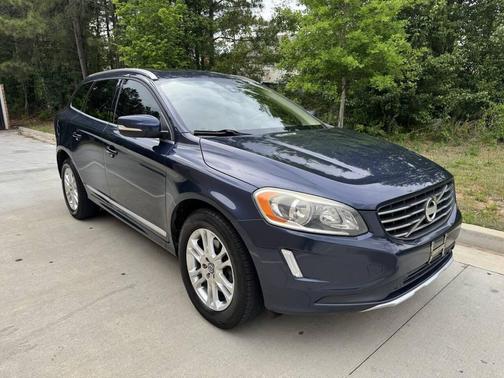 Blue 2015 Volvo XC60 T5 Platinum