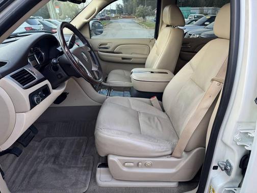 2009 Cadillac Escalade Hybrid Base