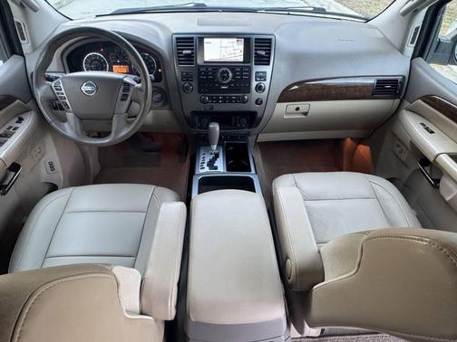 2014 Nissan Armada Platinum
