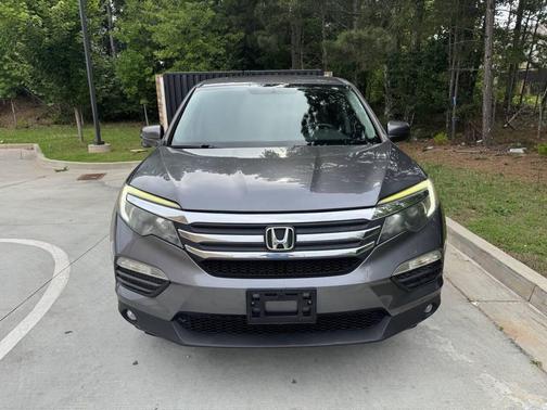 Gray 2016 Honda Pilot EX-L