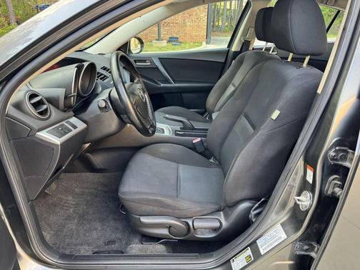 2011 Mazda Mazda3 i Touring