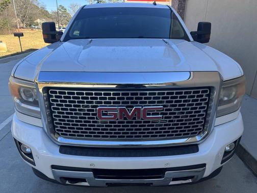 2015 GMC Sierra 2500 Denali