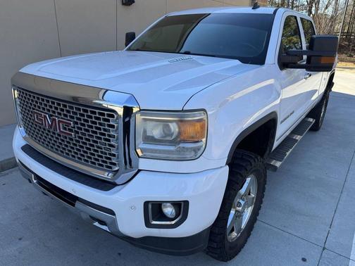 2015 GMC Sierra 2500 Denali