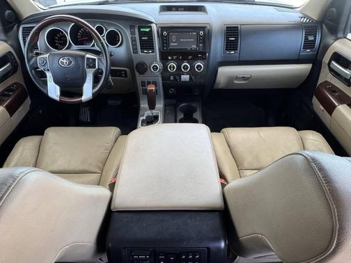 White 2015 Toyota Sequoia Platinum