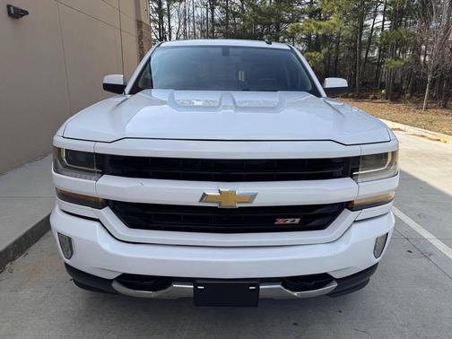 2017 Chevrolet Silverado 1500 2LT