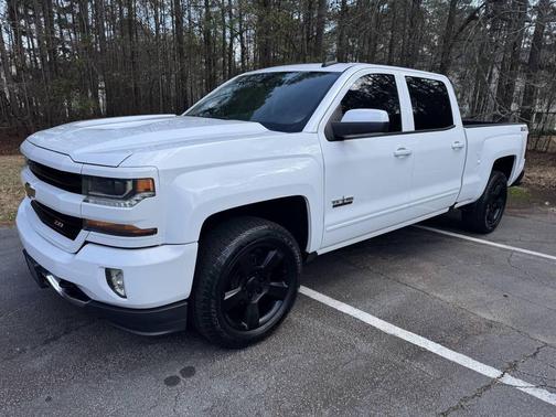 2017 Chevrolet Silverado 1500 2LT