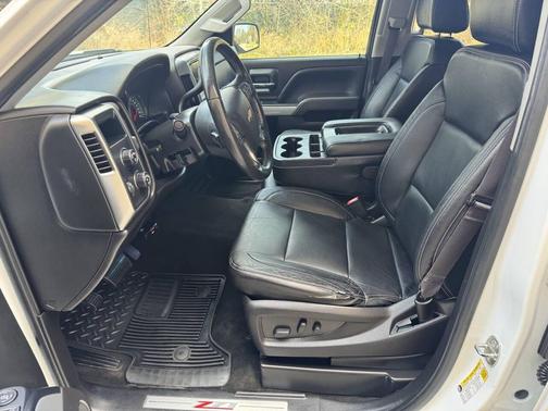 2017 Chevrolet Silverado 1500 2LT