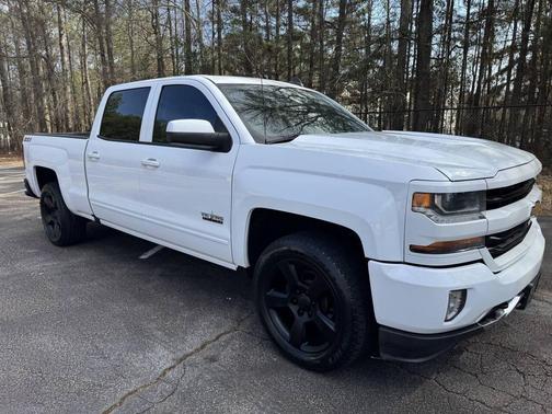 2017 Chevrolet Silverado 1500 2LT