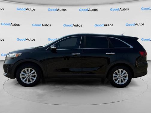 Ebony Black 2019 Kia Sorento LX