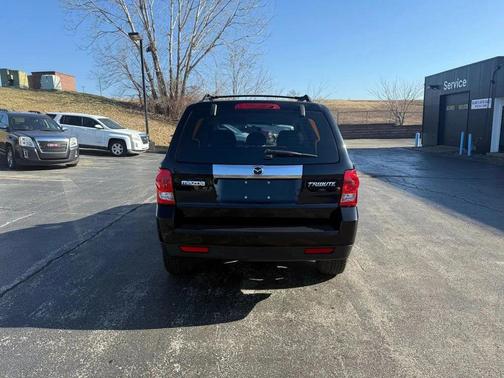 2008 Mazda Tribute i Sport