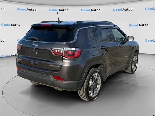 Granite Crystal Metallic Clearcoat 2018 Jeep Compass Limited