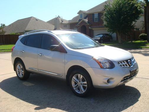 Brilliant Silver 2015 Nissan Rogue Select FWD 4dr S
