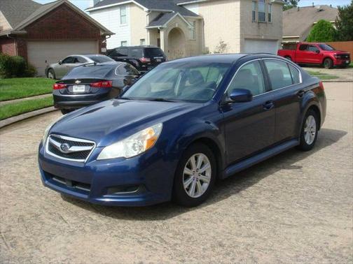 2011 Subaru Legacy Premium