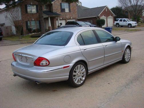 2003 Jaguar X-Type 2.5
