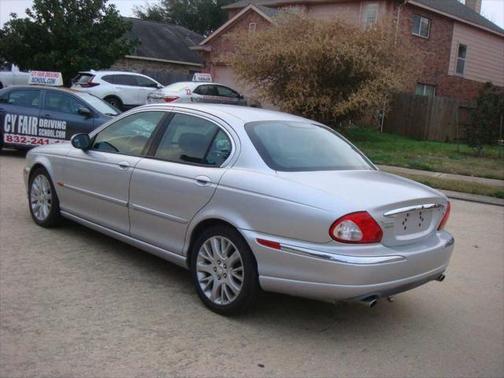 2003 Jaguar X-Type 2.5