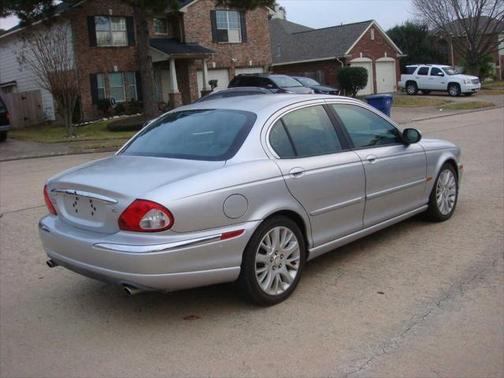 2003 Jaguar X-Type 2.5